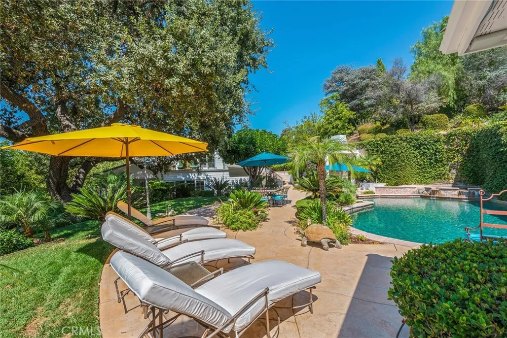 5600 ROUND MEADOW ROAD Hidden Hills, CA 91302