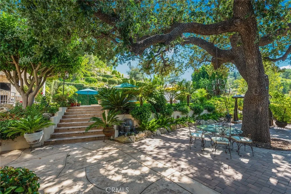 5600 ROUND MEADOW ROAD Hidden Hills, CA 91302