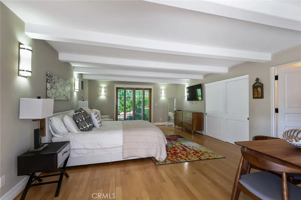 5600 ROUND MEADOW ROAD Hidden Hills, CA 91302