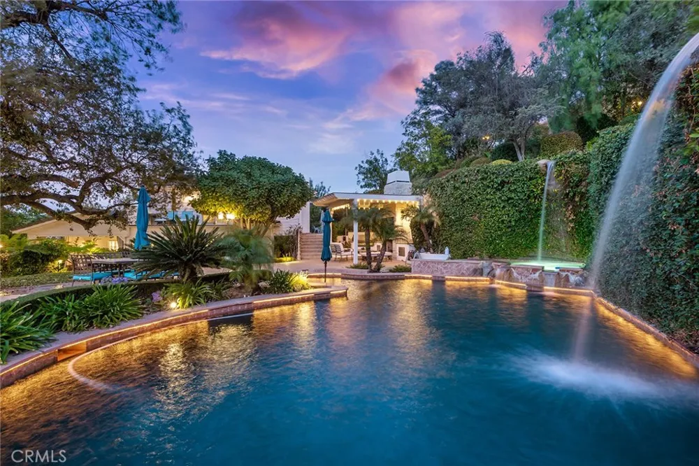 5600 ROUND MEADOW ROAD Hidden Hills, CA 91302