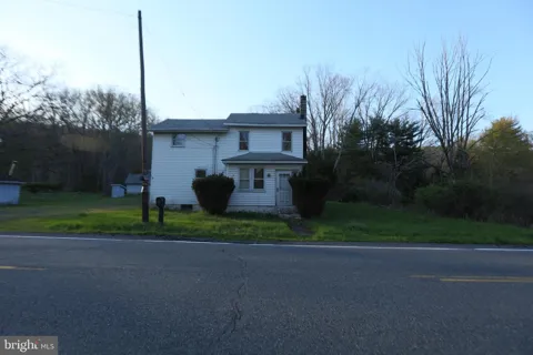 5444 QUAKAKE ROAD