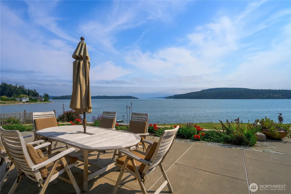 15283 Gibralter Road Anacortes, WA 98221