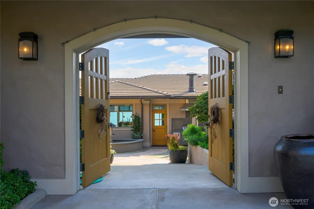 15283 Gibralter Road Anacortes, WA 98221