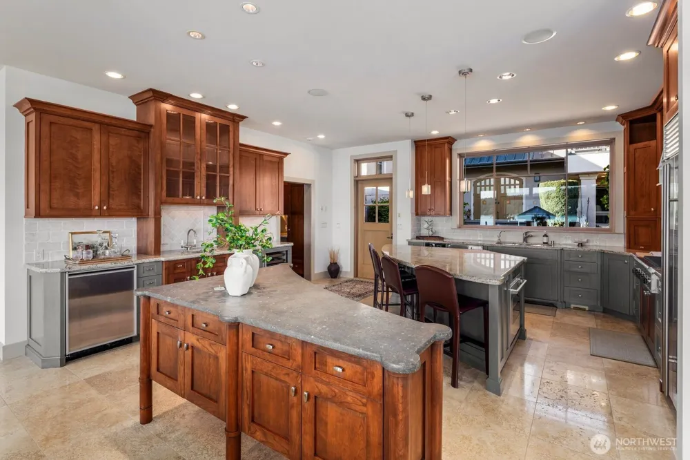 15283 Gibralter Road Anacortes, WA 98221
