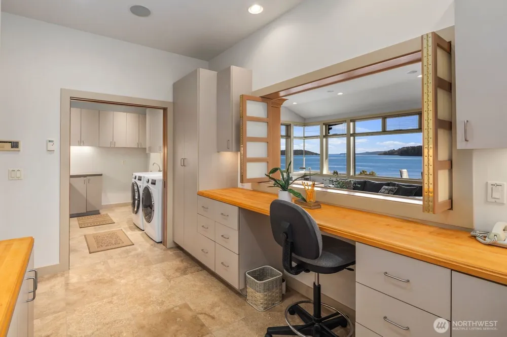 15283 Gibralter Road Anacortes, WA 98221