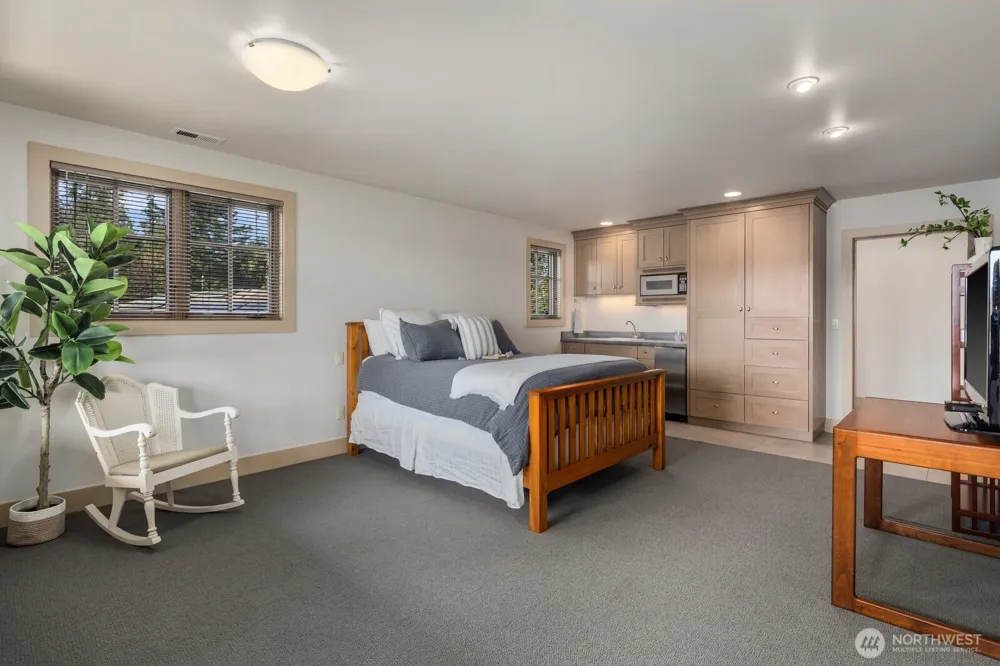 15283 Gibralter Road Anacortes, WA 98221