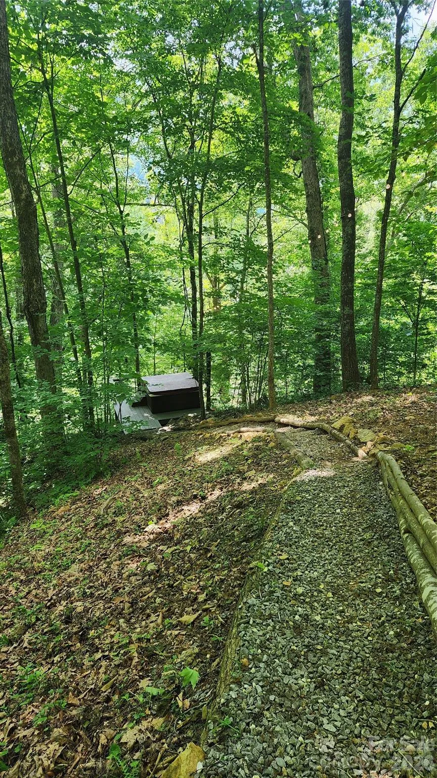 1458 Riverview Road #1 Burnsville, NC 28714