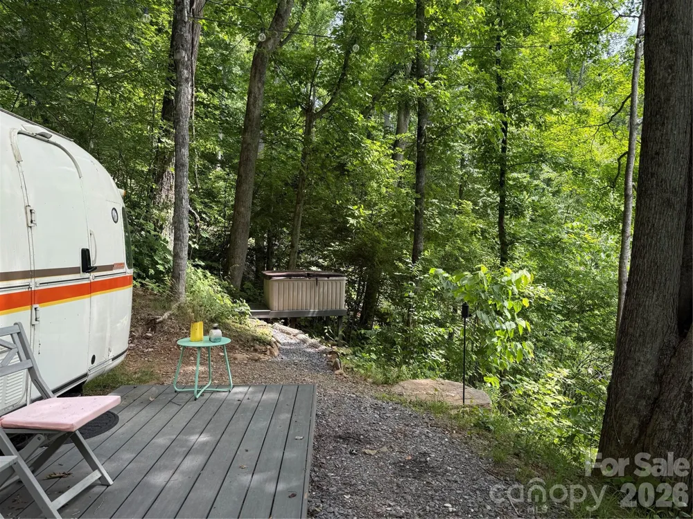1458 Riverview Road #1 Burnsville, NC 28714