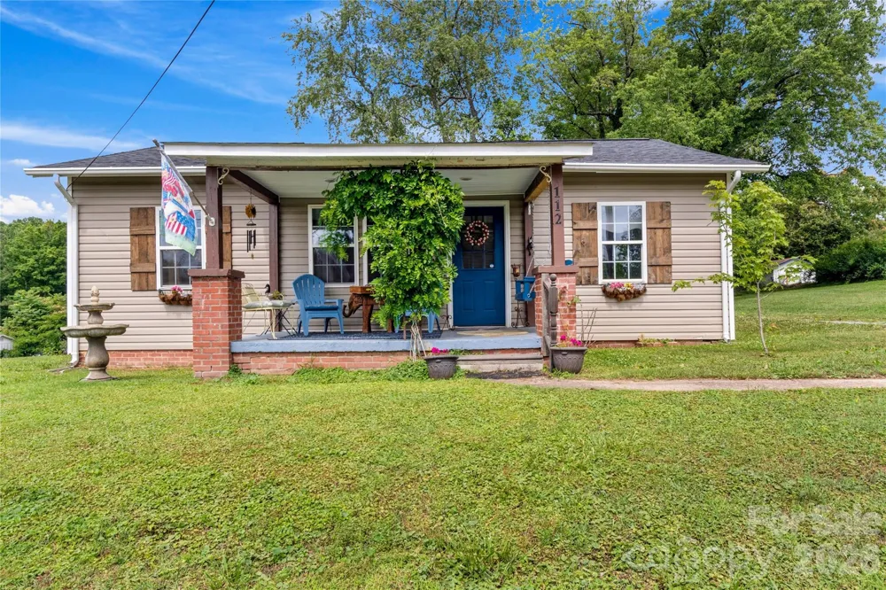112 Hillcrest Street Jonesville, NC 28642