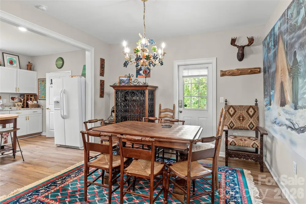 112 Hillcrest Street Jonesville, NC 28642