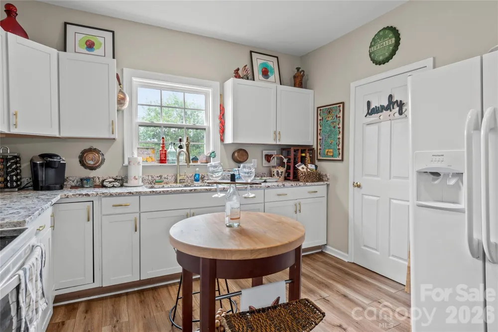 112 Hillcrest Street Jonesville, NC 28642