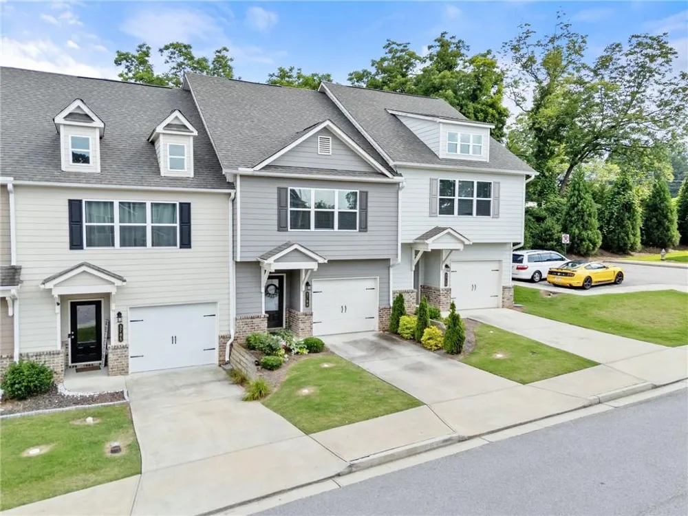 3709 Acorn Drive Oakwood, GA 30566