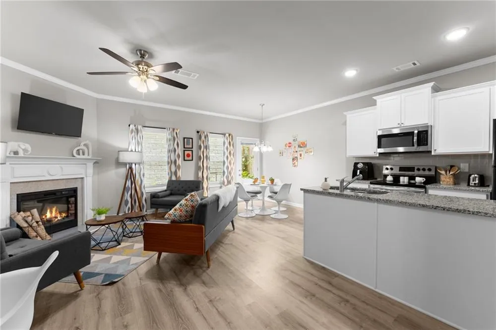 3709 Acorn Drive Oakwood, GA 30566