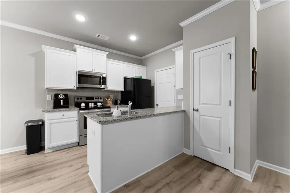 3709 Acorn Drive Oakwood, GA 30566