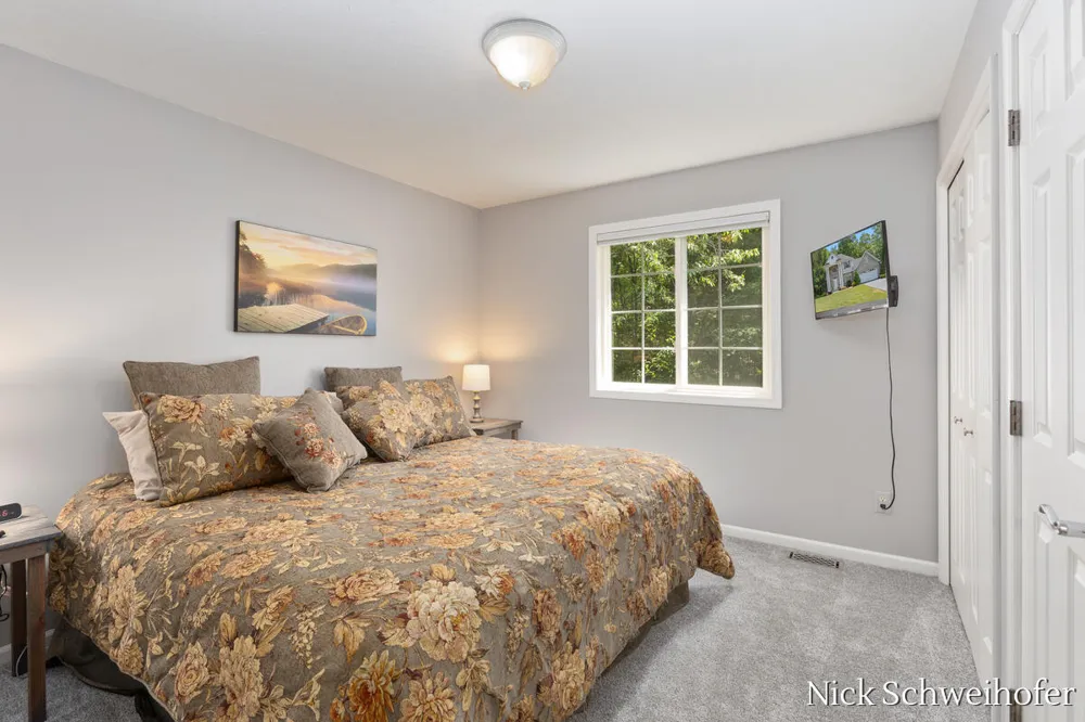 11220 Oak Grove Road Grand Haven Charter Township, MI 49417