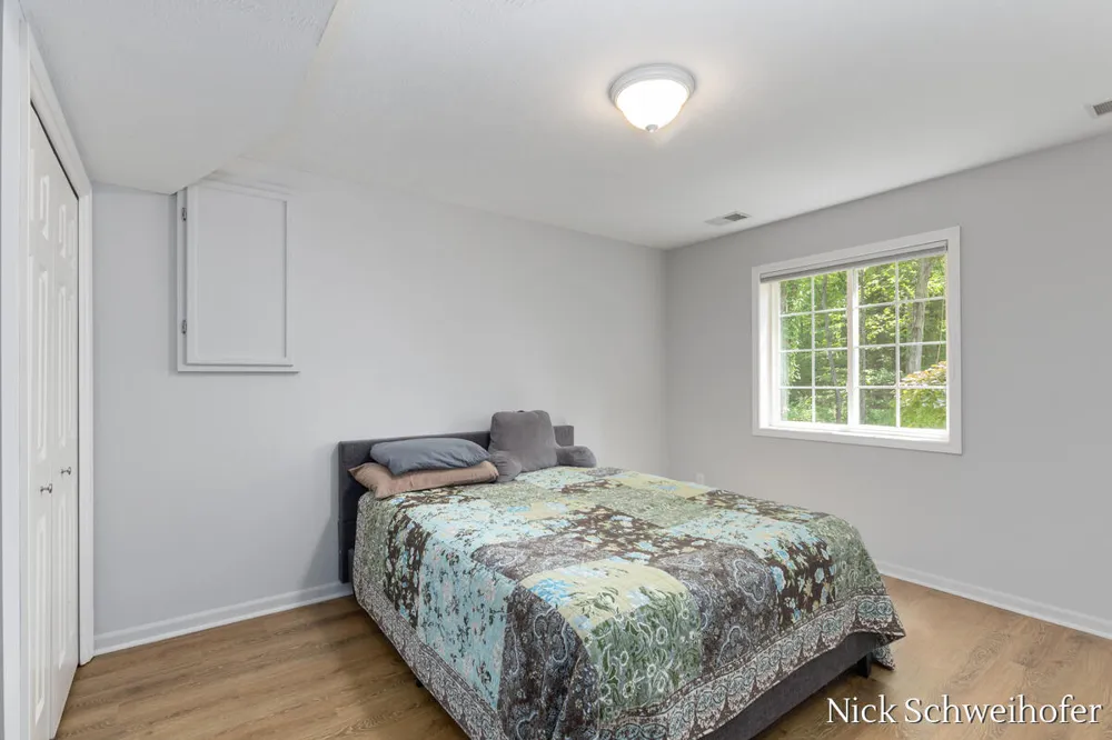 11220 Oak Grove Road Grand Haven Charter Township, MI 49417