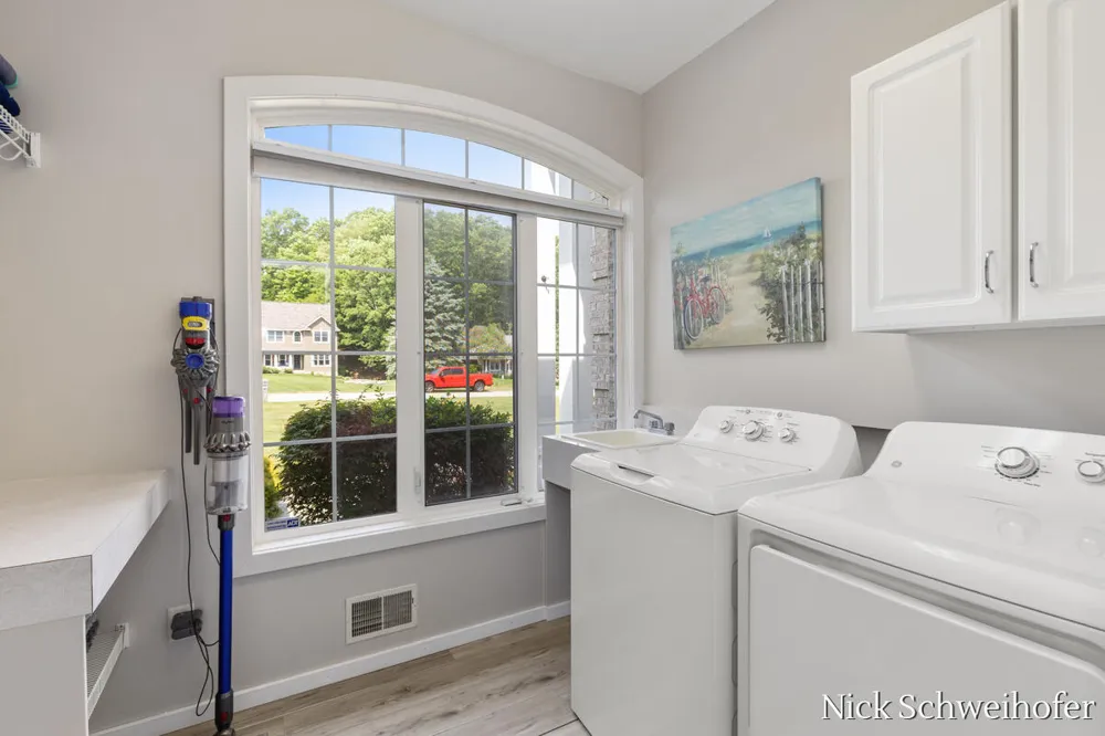 11220 Oak Grove Road Grand Haven Charter Township, MI 49417