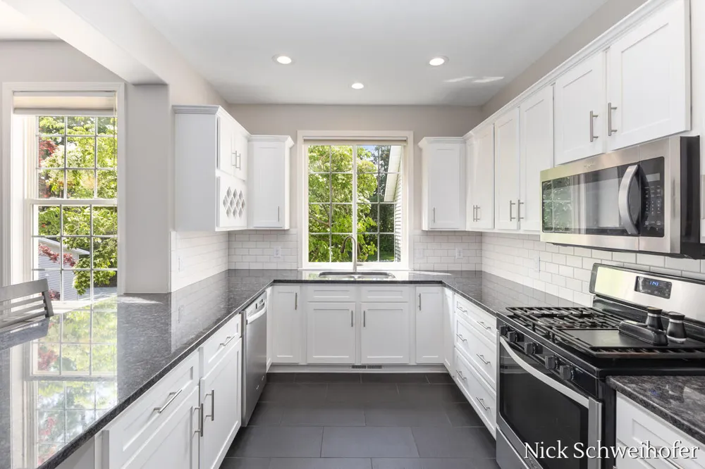 11220 Oak Grove Road Grand Haven Charter Township, MI 49417