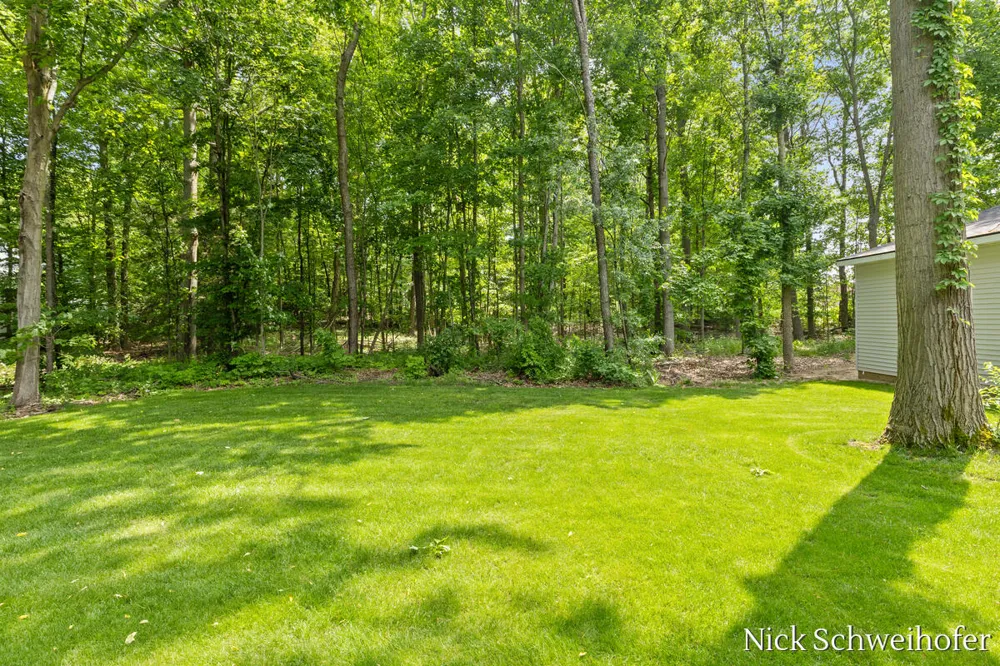 11220 Oak Grove Road Grand Haven Charter Township, MI 49417