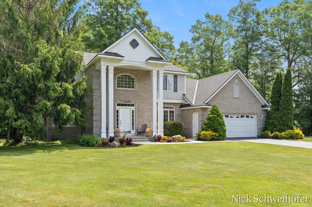 11220 Oak Grove Road Grand Haven Charter Township, MI 49417