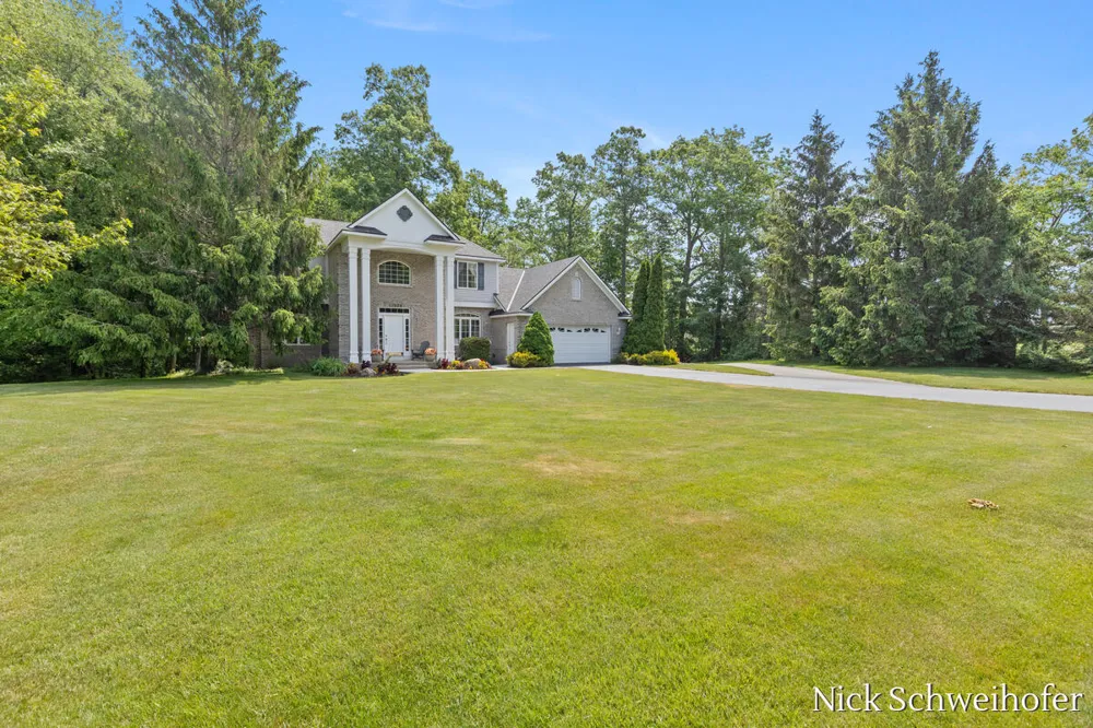 11220 Oak Grove Road Grand Haven Charter Township, MI 49417