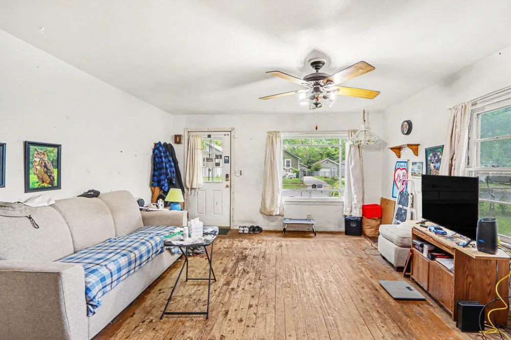 535 Washburn Avenue Kalamazoo Charter Township, MI 49048