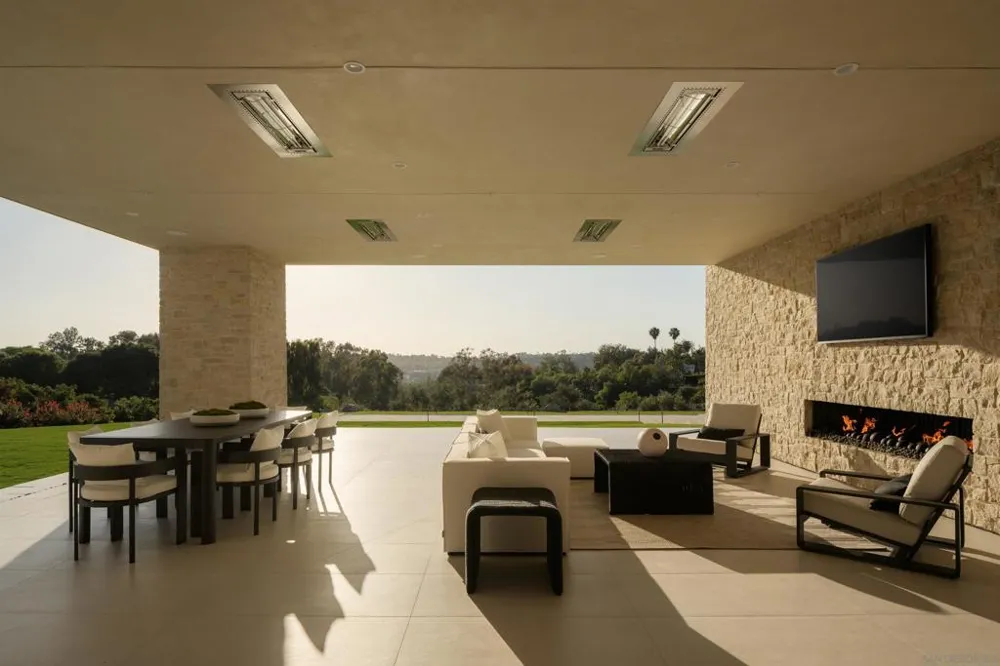 17650 Los Morros Rancho Santa Fe, CA 92067