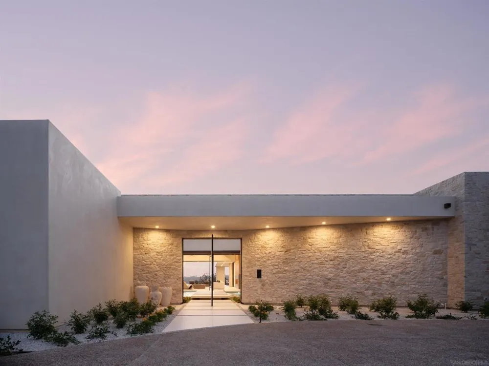 17650 Los Morros Rancho Santa Fe, CA 92067