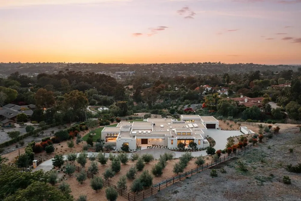 17650 Los Morros Rancho Santa Fe, CA 92067