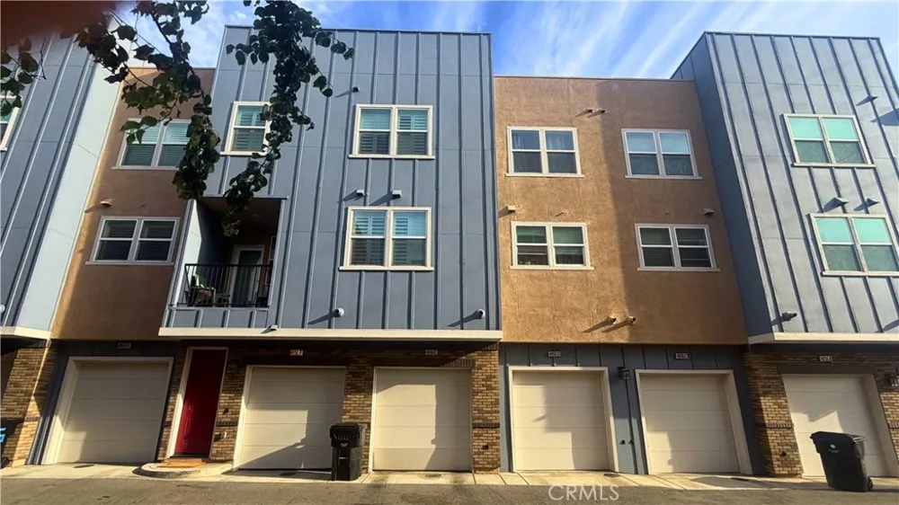 4956 Willow #E Montclair, CA 91763
