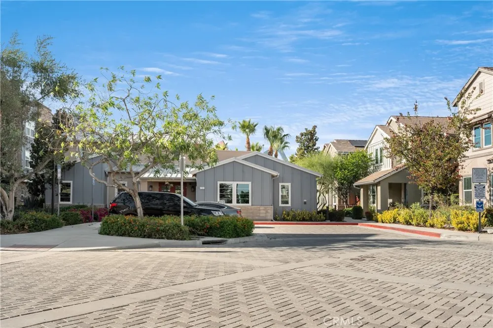 4956 Willow #E Montclair, CA 91763
