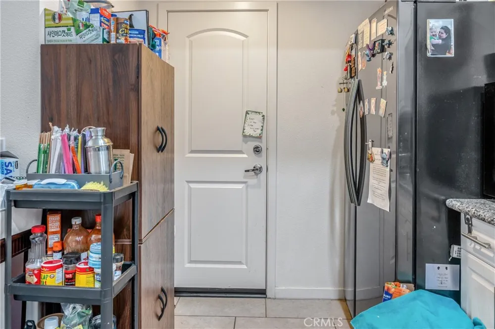 4956 Willow #E Montclair, CA 91763