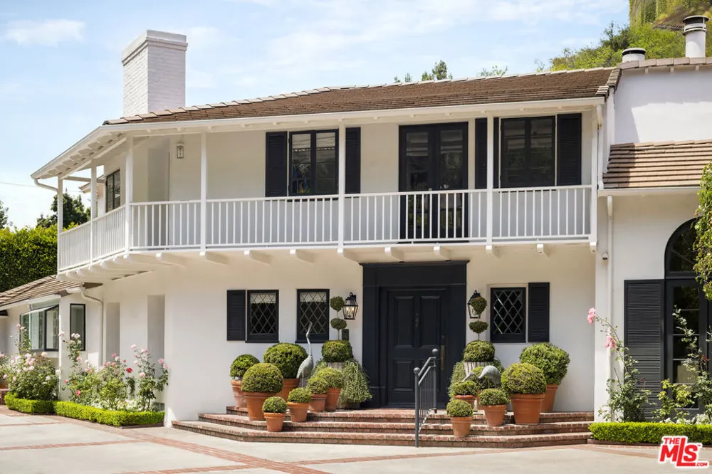 760 Beverly Glen Boulevard Los Angeles, CA 90077