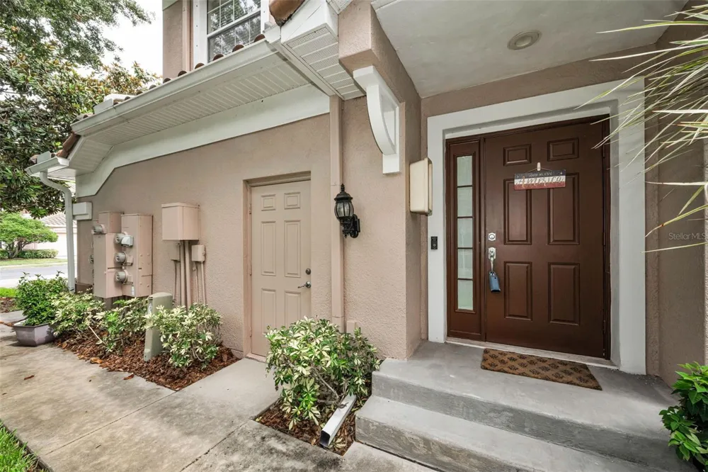 889 LANTERN WAY Clearwater, FL 33765