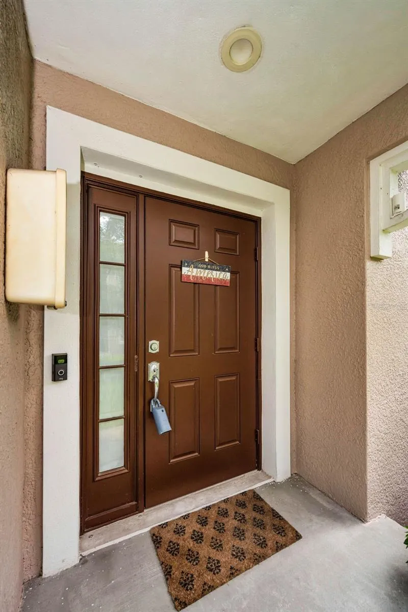 889 LANTERN WAY Clearwater, FL 33765