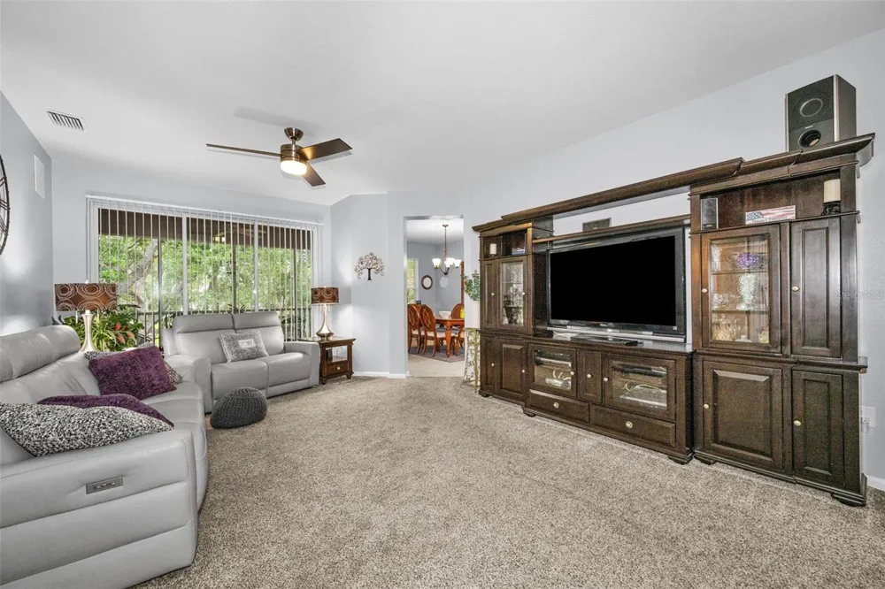 889 LANTERN WAY Clearwater, FL 33765