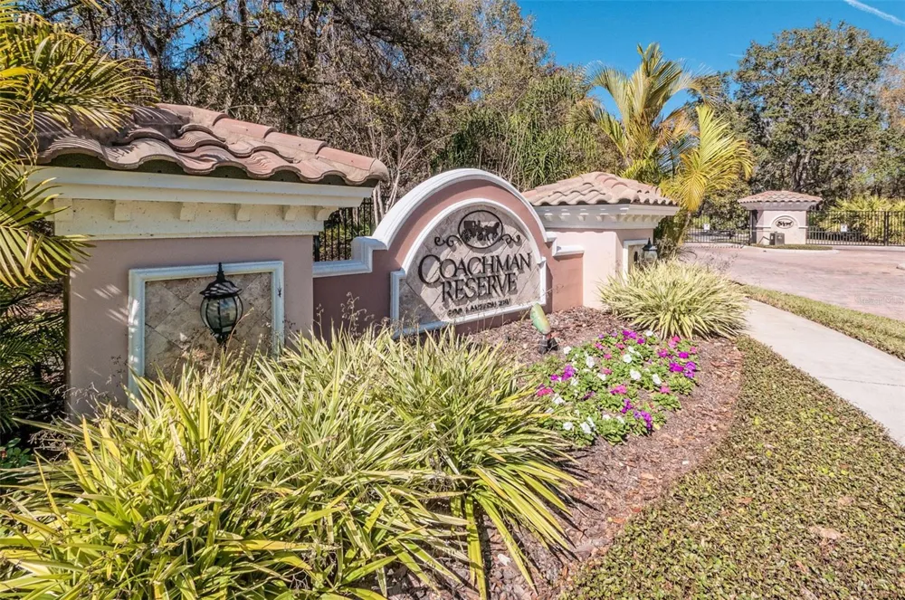 889 LANTERN WAY Clearwater, FL 33765