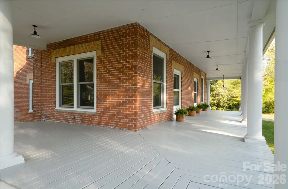 600 E Main Street Brevard, NC 28712