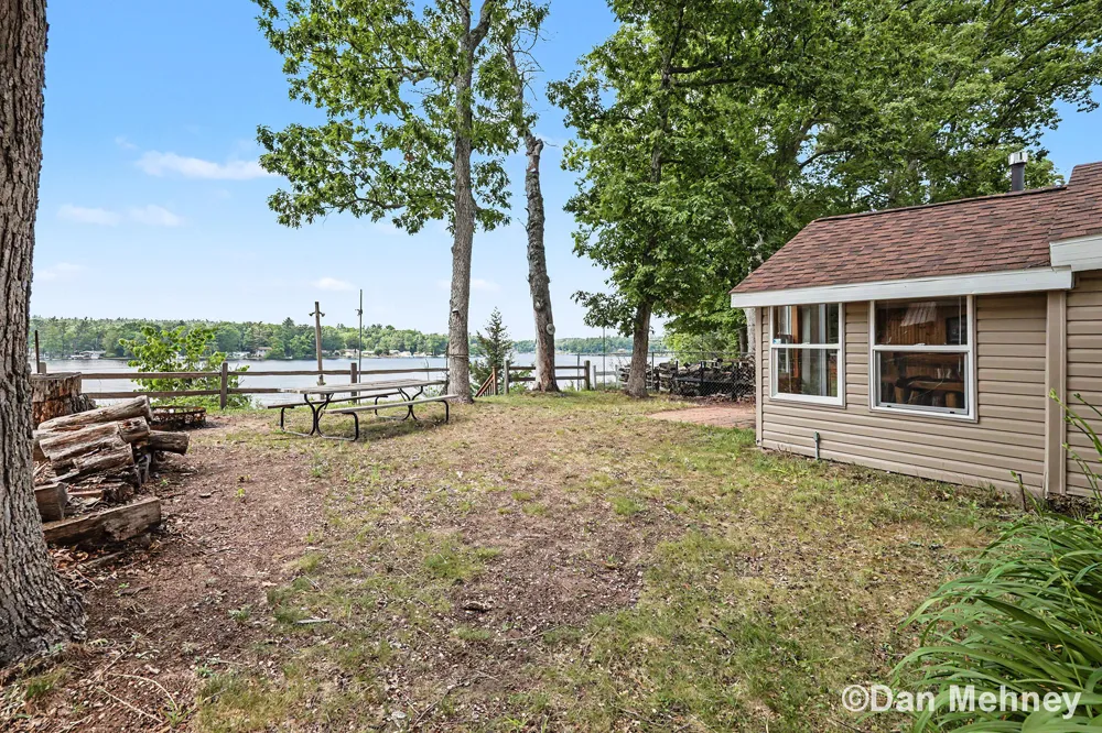 5539 Front Street Newaygo, MI 49337