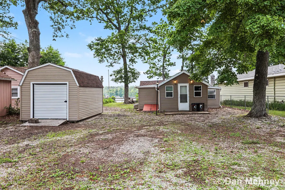 5539 Front Street Newaygo, MI 49337