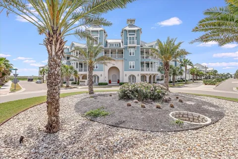 137 Palmilla Circle #303