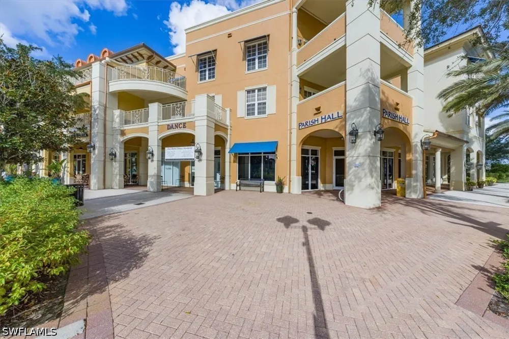 Annunciation Circle #4210 Immokalee, FL 34142
