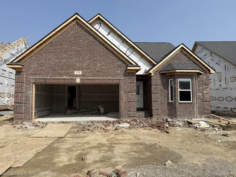 374 Devonshire Drive #30