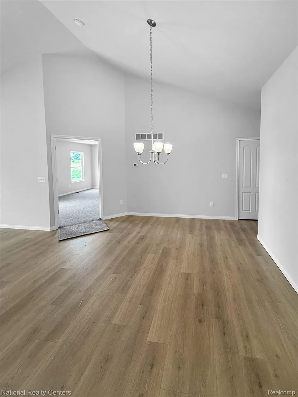374 Devonshire Drive #30 Lapeer City, MI 48446