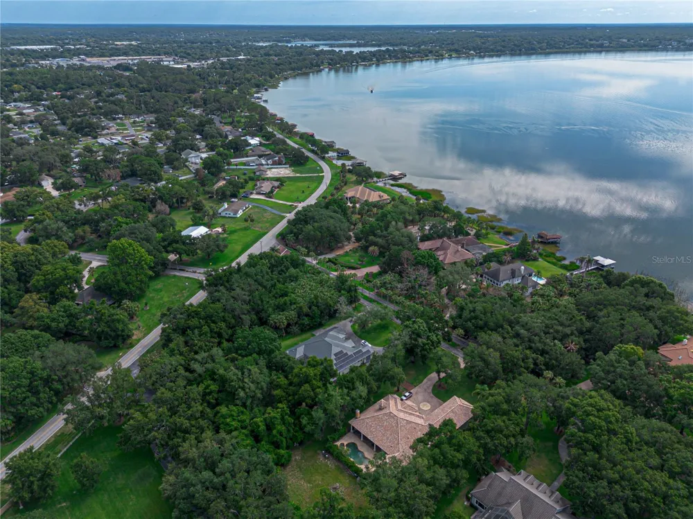 000 LAKESHORE POINTE BOULEVARD Mount Dora, FL 32757