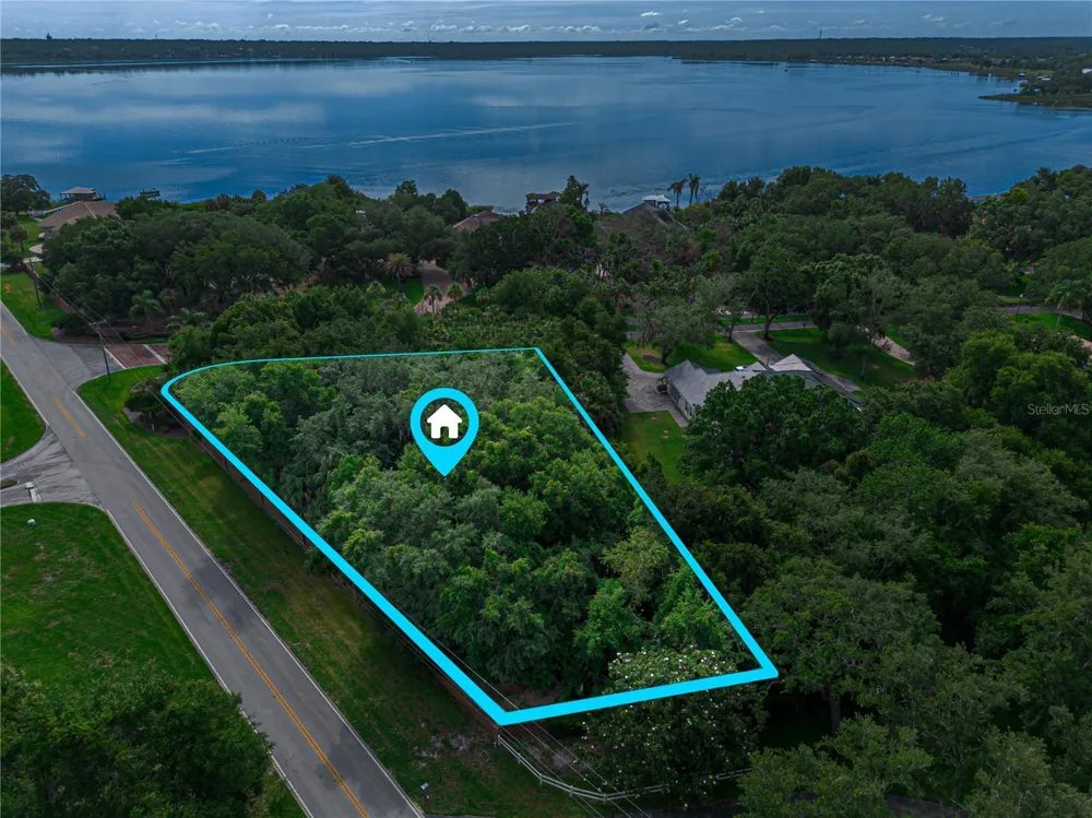 000 LAKESHORE POINTE BOULEVARD Mount Dora, FL 32757