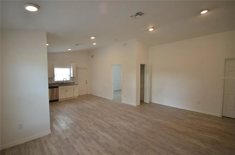 2225 CARVER AVENUE Fort Myers, FL 33916
