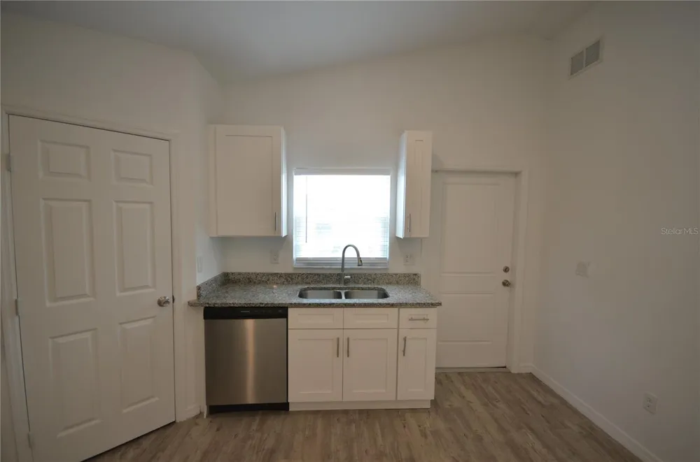 2225 CARVER AVENUE Fort Myers, FL 33916