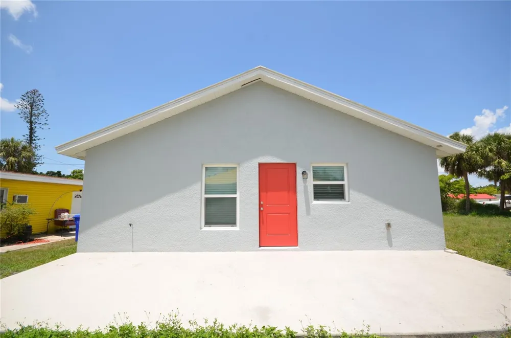 2225 CARVER AVENUE Fort Myers, FL 33916