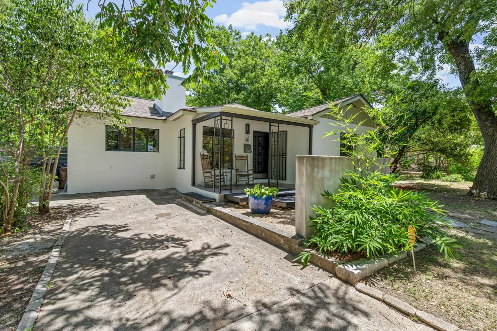 1208 Fairwood Road Austin, TX 78722
